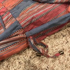 Sleeveless stripped dress